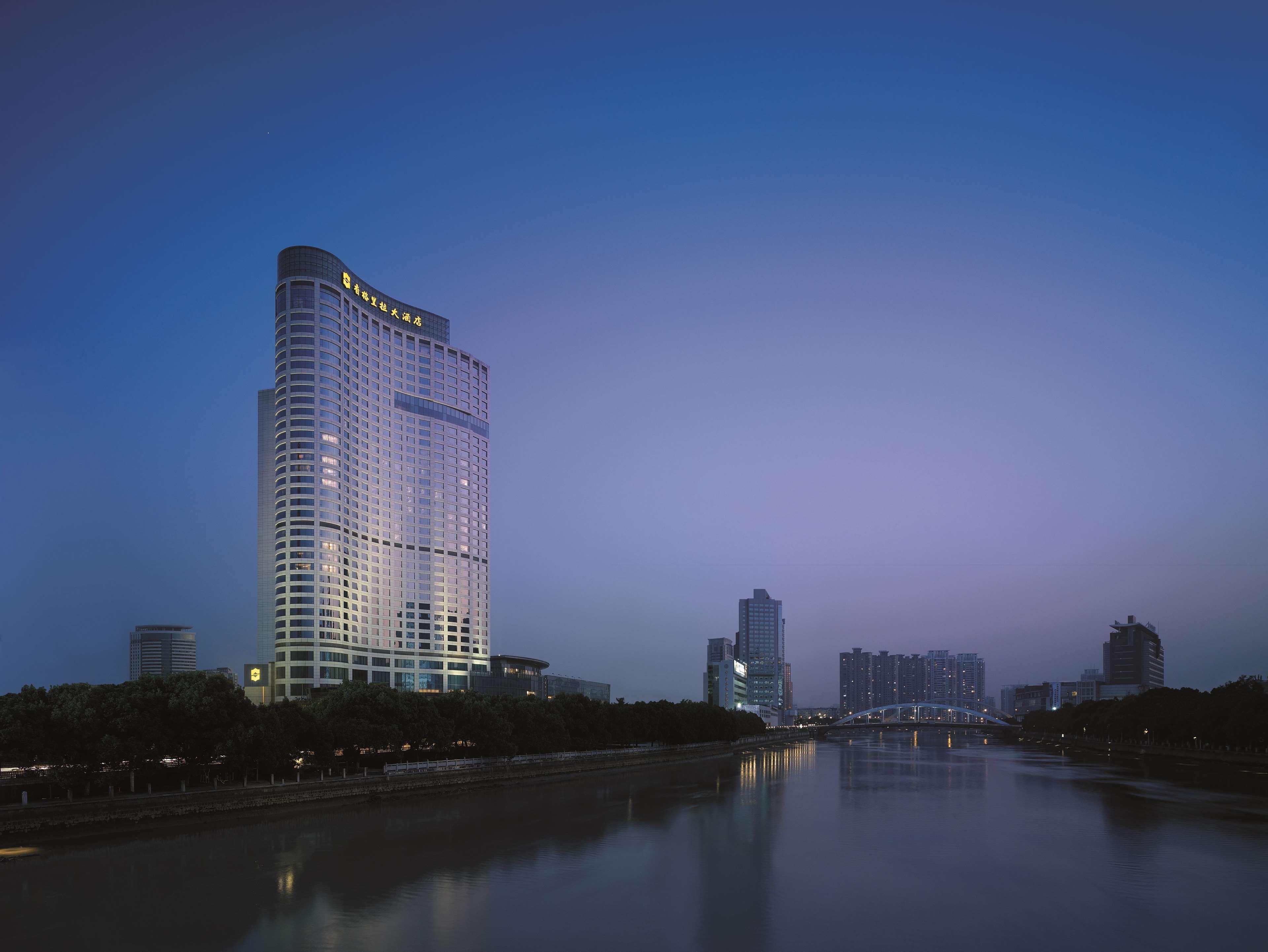 Shangri-La Ningbo - The Three Rivers Intersection Hotel Exterior foto