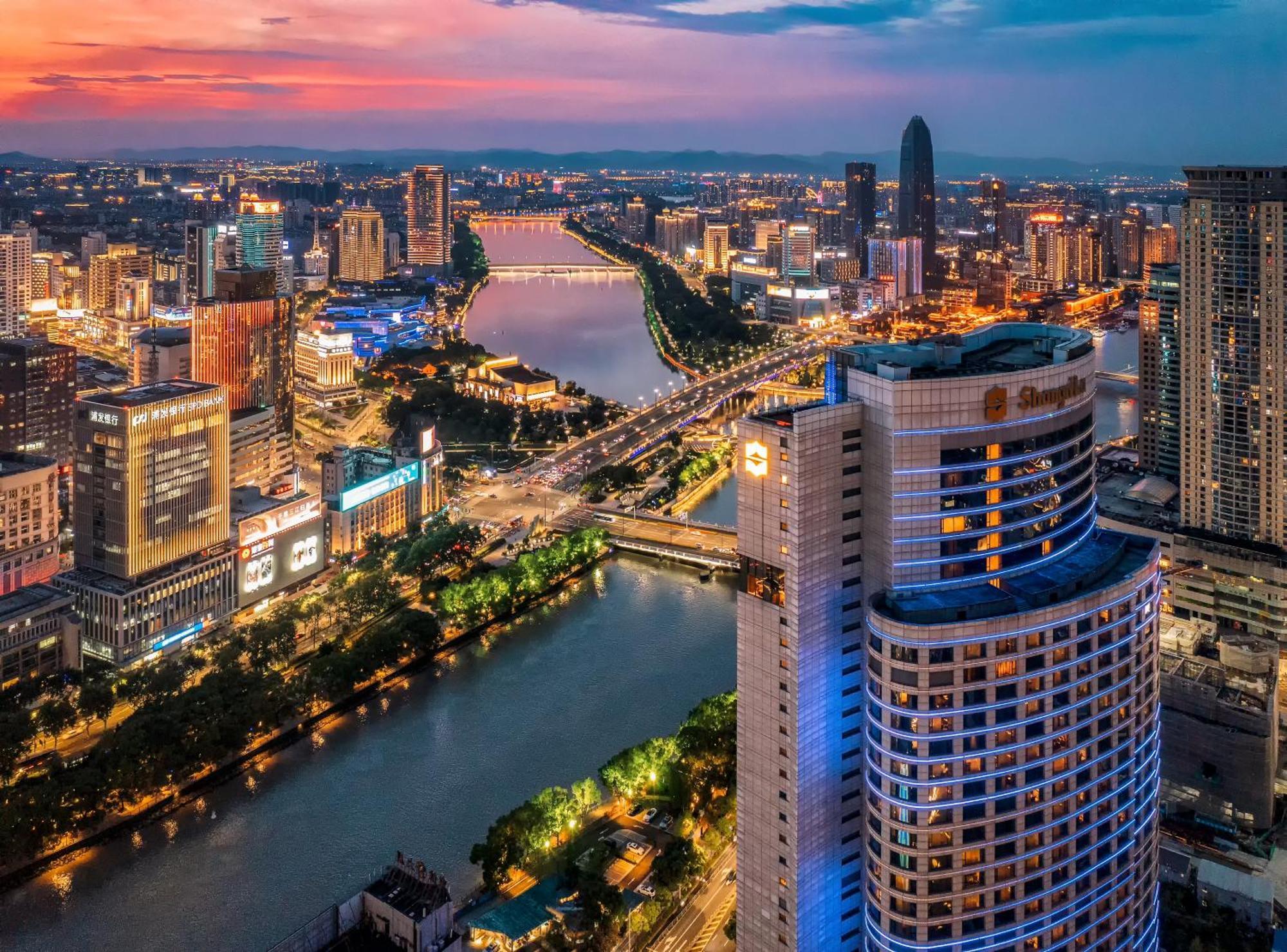 Shangri-La Ningbo - The Three Rivers Intersection Hotel Exterior foto